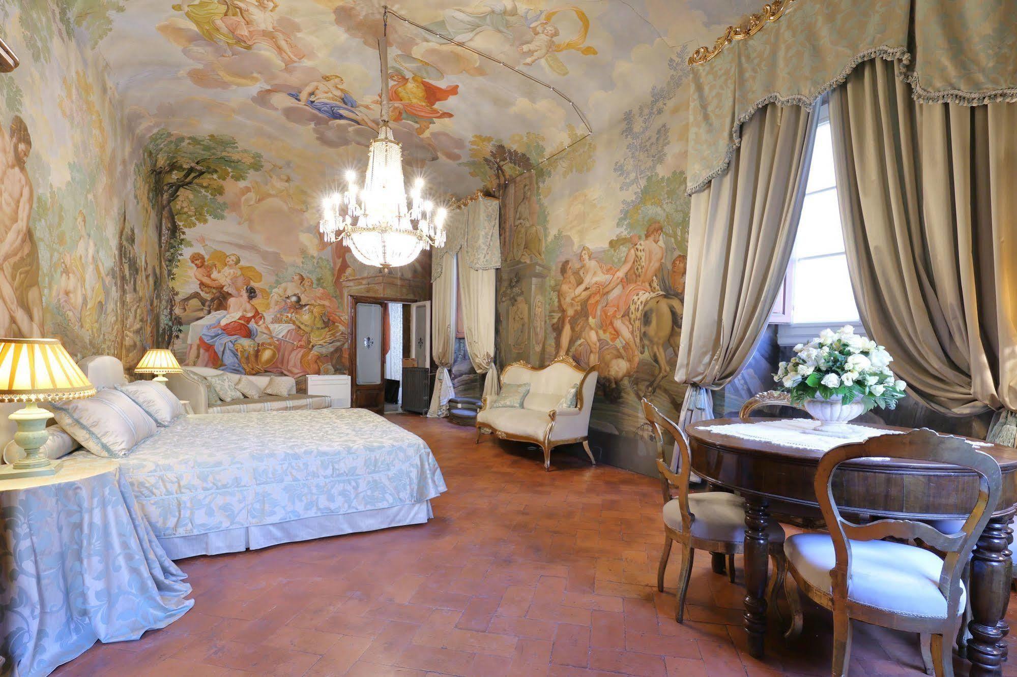 Piazza Pitti Palace - Residenza D'Epoca Bed and Breakfast Florens Exteriör bild